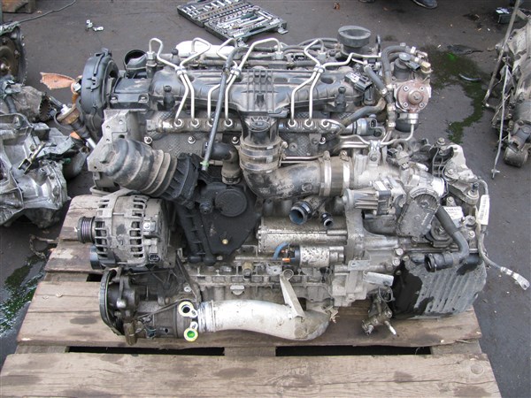двигатель контрактный вольво D5244T17