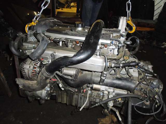 Двигатель Вольво B5244T3